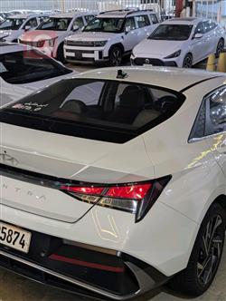 هیوندای ئەلەنترا